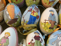 Busfahrt zur Osterausstellung auf Schloss Farrach am 13. März 2026  | © Osterausstellung Farrach@Foto Schloss Farrach