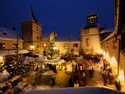 Busfahrt zum Romantischen Adventmarkt auf der Erlebnisburg Hohenwerfen am 29.11.2026 | © SBSB