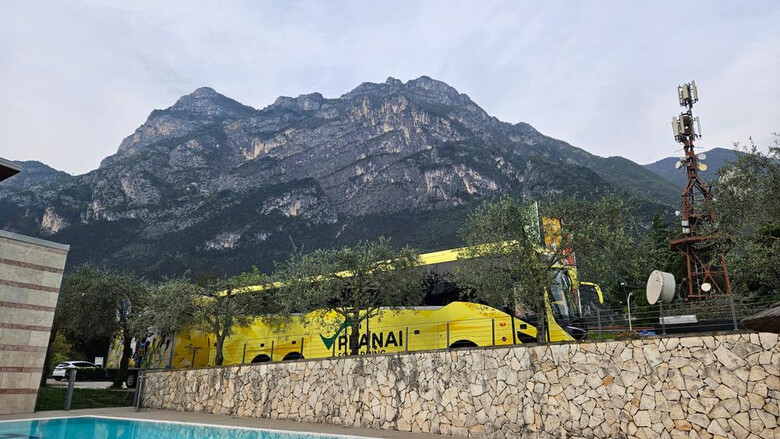 Hotelpool im ****Garda Sporting Club, Riva del Garda | © Gudrun Fuchs